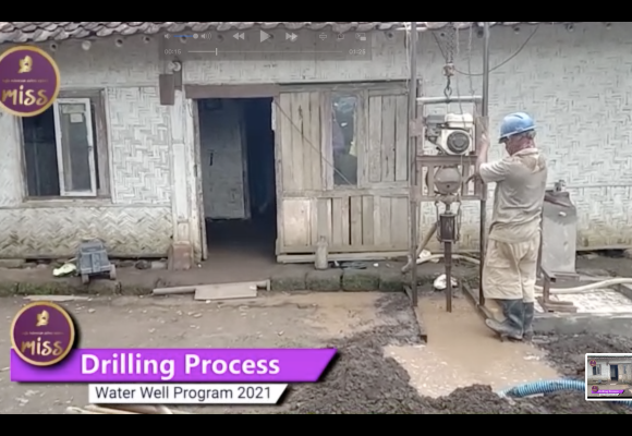 Building water well